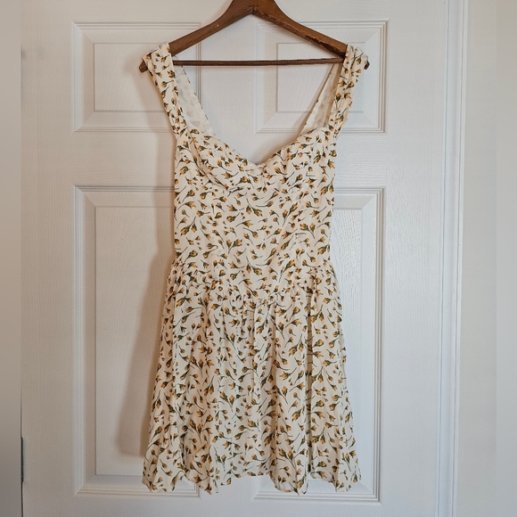 Reformation Taiga Dress In Blanche Size 2 - Picture 5 of 11